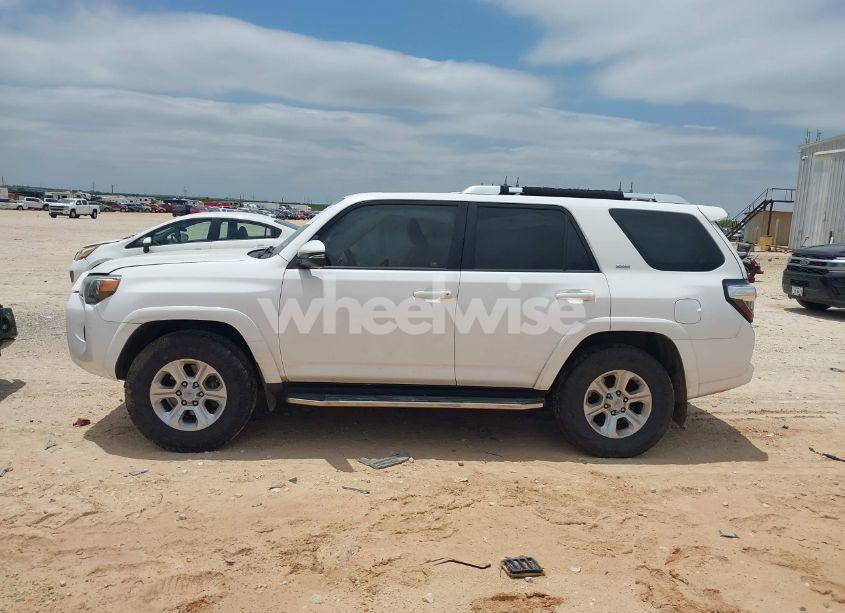 Photo 14 of 2016 Toyota 4runner SR5 PREMIUM (VIN JTEZU5JR5G5110136)