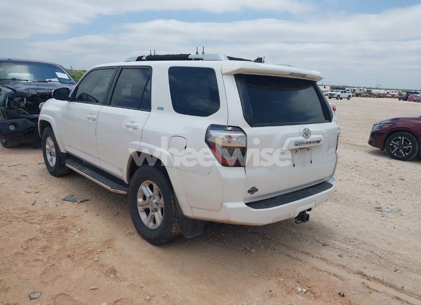 Photo 3 of 2016 Toyota 4runner SR5 PREMIUM (VIN JTEZU5JR5G5110136)