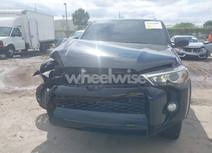 Photo 12 of 2018 Toyota 4runner SR5 (VIN JTEZU5JR5J5185104)