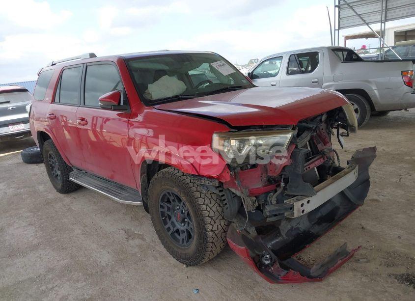 2017 Toyota 4runner SR5 PREMIUM (VIN JTEZU5JR6H5150825) main photo