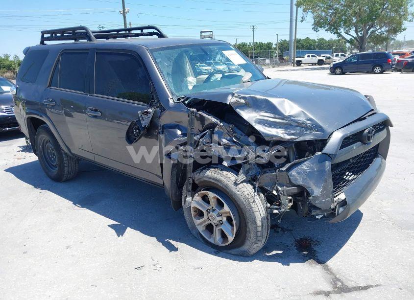 2018 Toyota 4runner SR5 PREMIUM (VIN JTEZU5JR6J5181501) main photo