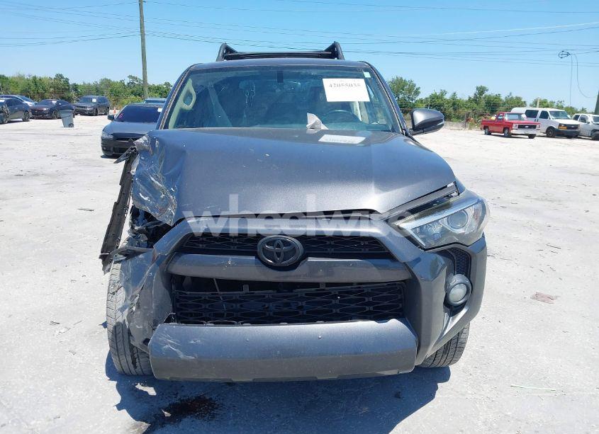 Photo 12 of 2018 Toyota 4runner SR5 PREMIUM (VIN JTEZU5JR6J5181501)