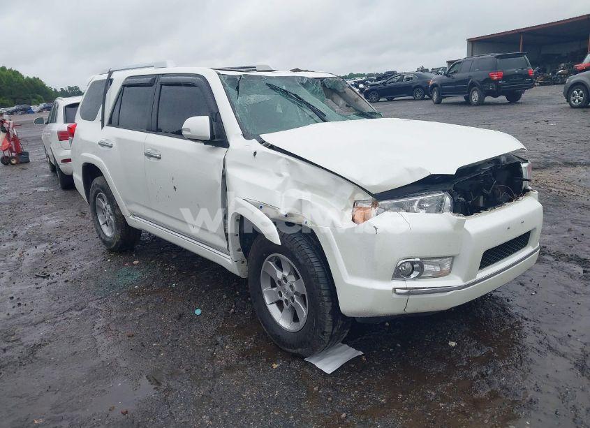 2010 Toyota 4runner SR5 V6 (VIN JTEZU5JR7A5008313) main photo