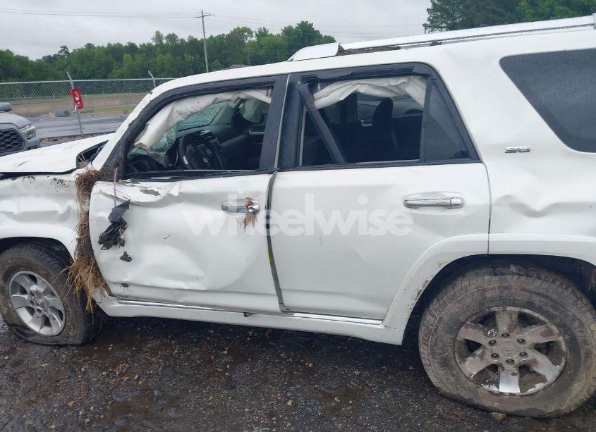 Photo 14 of 2010 Toyota 4runner SR5 V6 (VIN JTEZU5JR7A5008313)