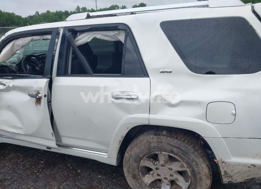 Photo 18 of 2010 Toyota 4runner SR5 V6 (VIN JTEZU5JR7A5008313)