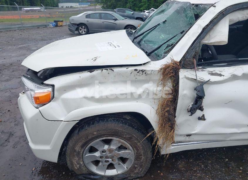 Photo 20 of 2010 Toyota 4runner SR5 V6 (VIN JTEZU5JR7A5008313)