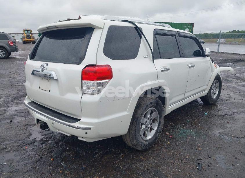 Photo 4 of 2010 Toyota 4runner SR5 V6 (VIN JTEZU5JR7A5008313)