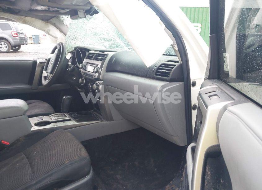 Photo 5 of 2010 Toyota 4runner SR5 V6 (VIN JTEZU5JR7A5008313)