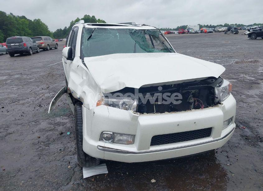 Photo 6 of 2010 Toyota 4runner SR5 V6 (VIN JTEZU5JR7A5008313)