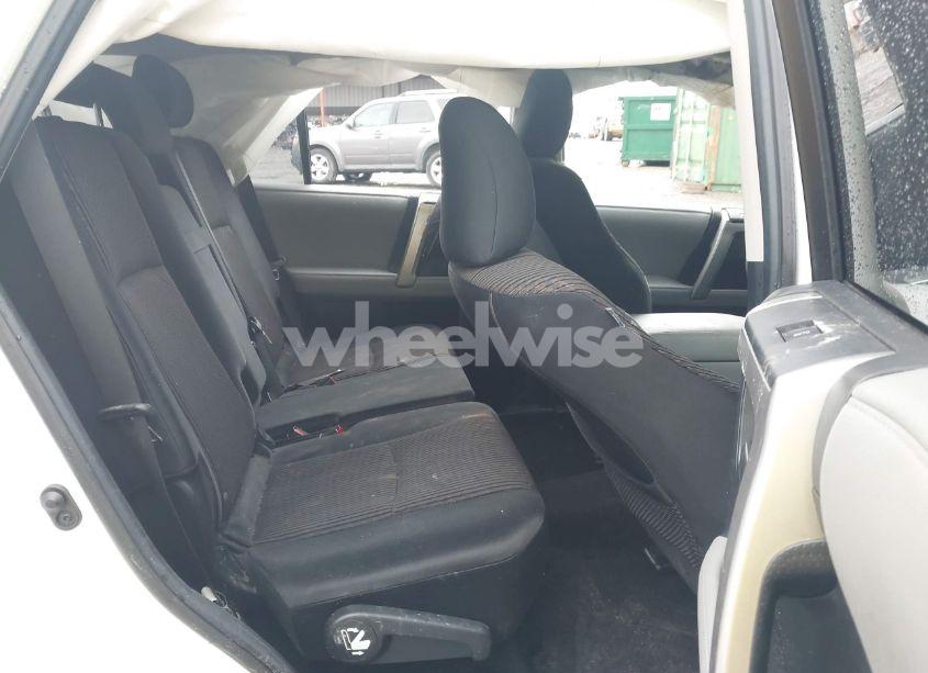 Photo 8 of 2010 Toyota 4runner SR5 V6 (VIN JTEZU5JR7A5008313)