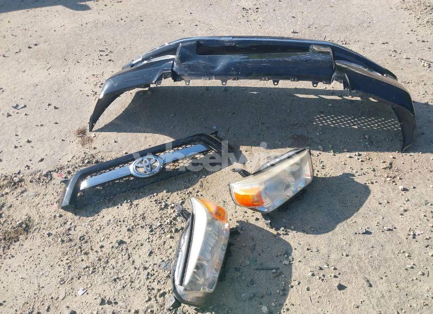 Photo 12 of 2011 Toyota 4runner SR5 V6 (VIN JTEZU5JR7B5026683)