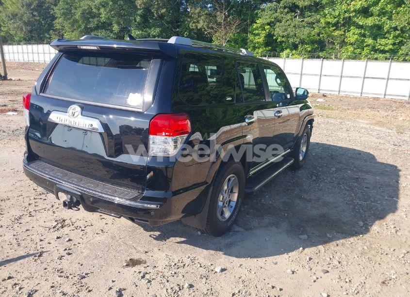 Photo 4 of 2011 Toyota 4runner SR5 V6 (VIN JTEZU5JR7B5026683)