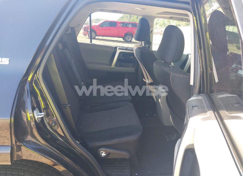 Photo 8 of 2011 Toyota 4runner SR5 V6 (VIN JTEZU5JR7B5026683)