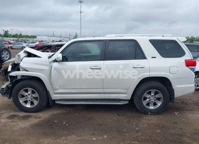 Photo 14 of 2013 Toyota 4runner SR5 (VIN JTEZU5JR7D5062828)