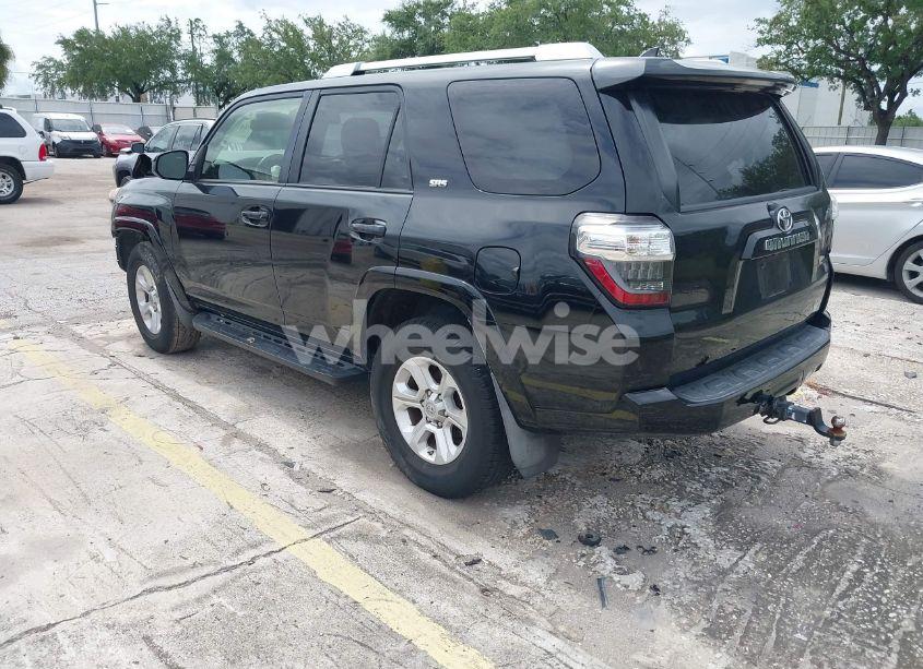 Photo 3 of 2014 Toyota 4runner SR5 (VIN JTEZU5JR7E5080666)