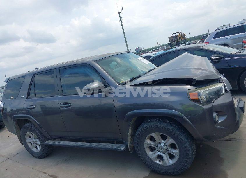 Photo 13 of 2016 Toyota 4runner SR5 (VIN JTEZU5JR7G5121204)