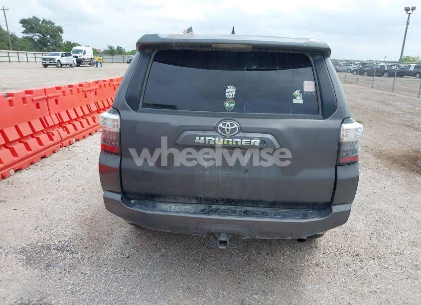 Photo 16 of 2016 Toyota 4runner SR5 (VIN JTEZU5JR7G5121204)