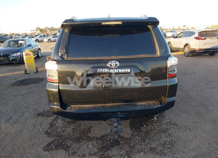 Photo 16 of 2018 Toyota 4runner SR5 (VIN JTEZU5JR7J5181717)
