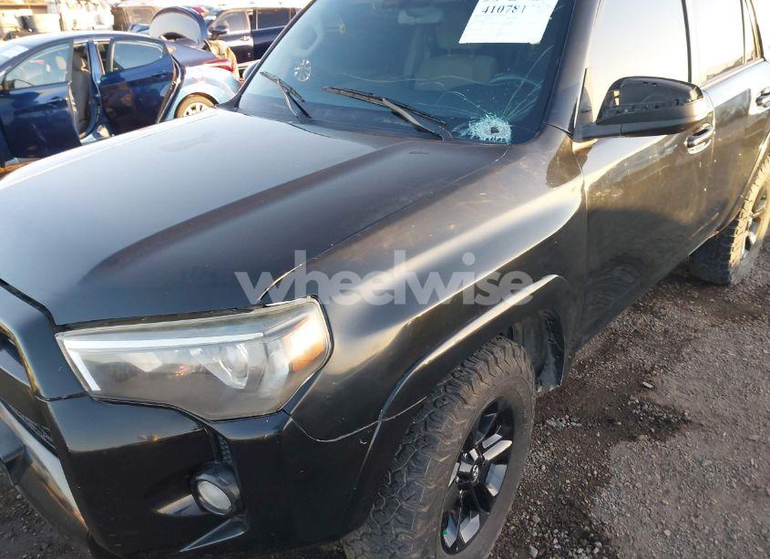 Photo 6 of 2018 Toyota 4runner SR5 (VIN JTEZU5JR7J5181717)