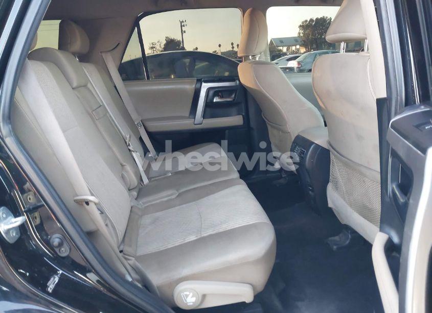 Photo 8 of 2018 Toyota 4runner SR5 (VIN JTEZU5JR7J5181717)