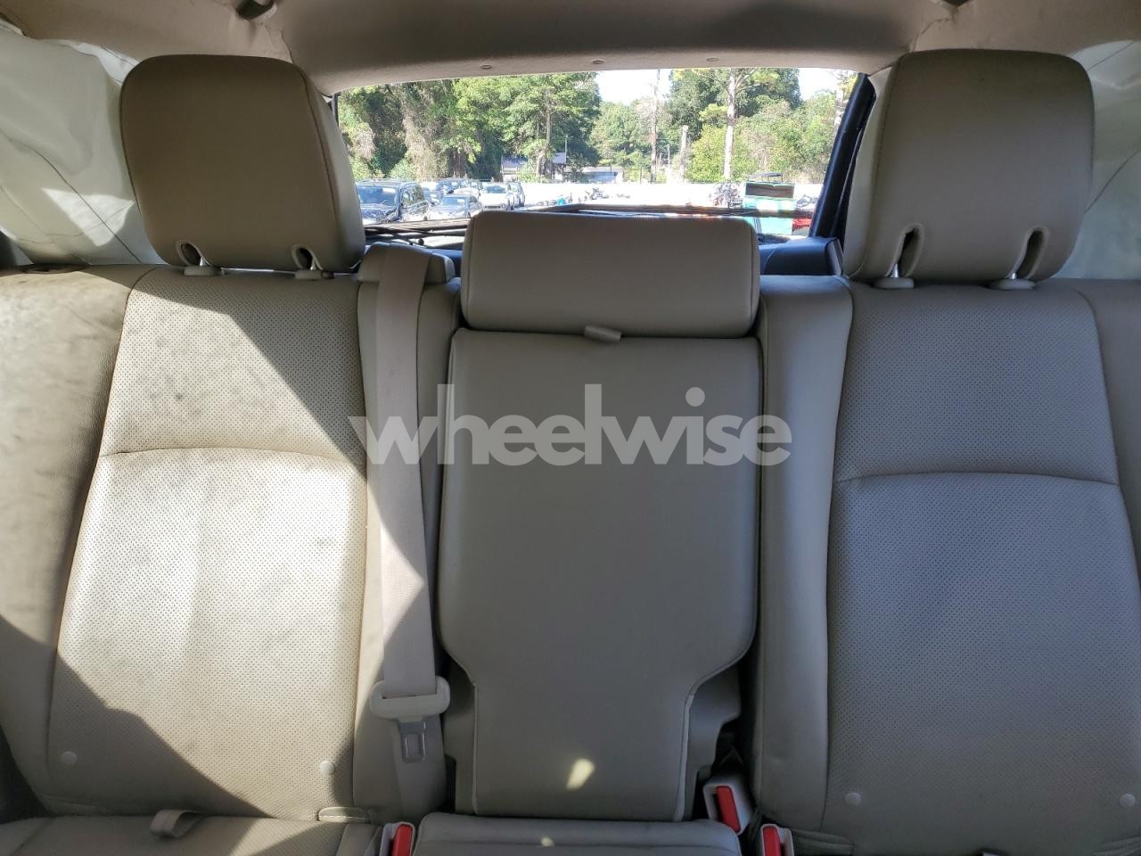 Photo 10 of 2018 TOYOTA 4RUNNER SR5 (VIN JTEZU5JR7J5189428)