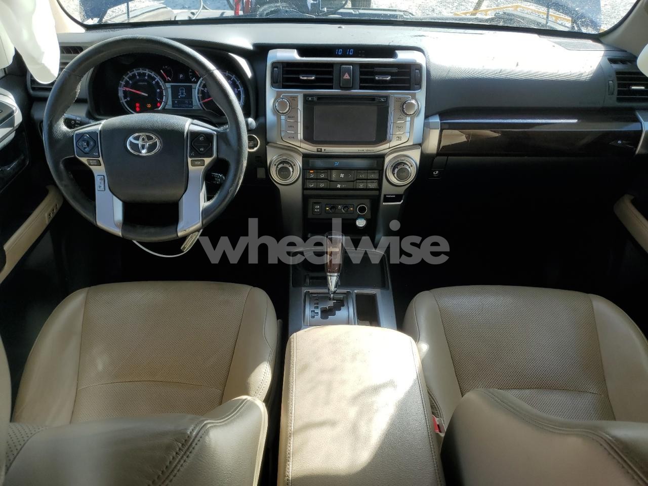 Photo 8 of 2018 TOYOTA 4RUNNER SR5 (VIN JTEZU5JR7J5189428)