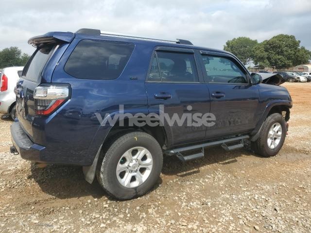 Photo 9 of 2019 TOYOTA 4RUNNER SR5 N/A (VIN JTEZU5JR7K5212725)