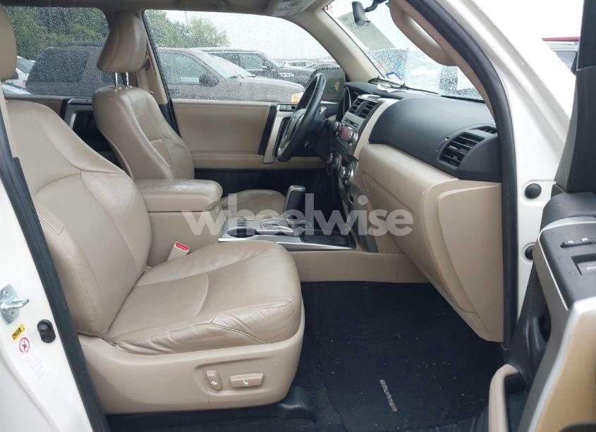 Photo 5 of 2010 Toyota 4runner SR5 V6 (VIN JTEZU5JR8A5003377)