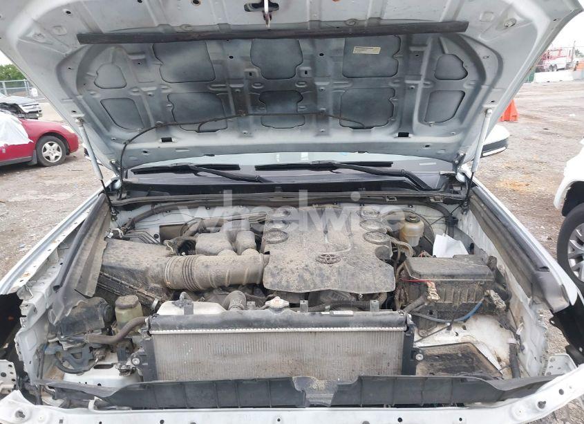 Photo 10 of 2018 Toyota 4runner SR5 (VIN JTEZU5JR8J5187543)