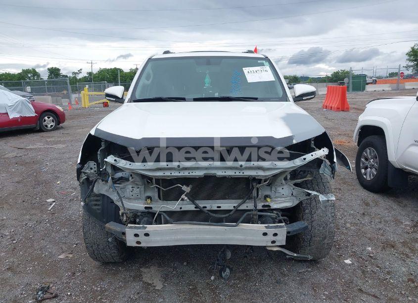 Photo 13 of 2018 Toyota 4runner SR5 (VIN JTEZU5JR8J5187543)