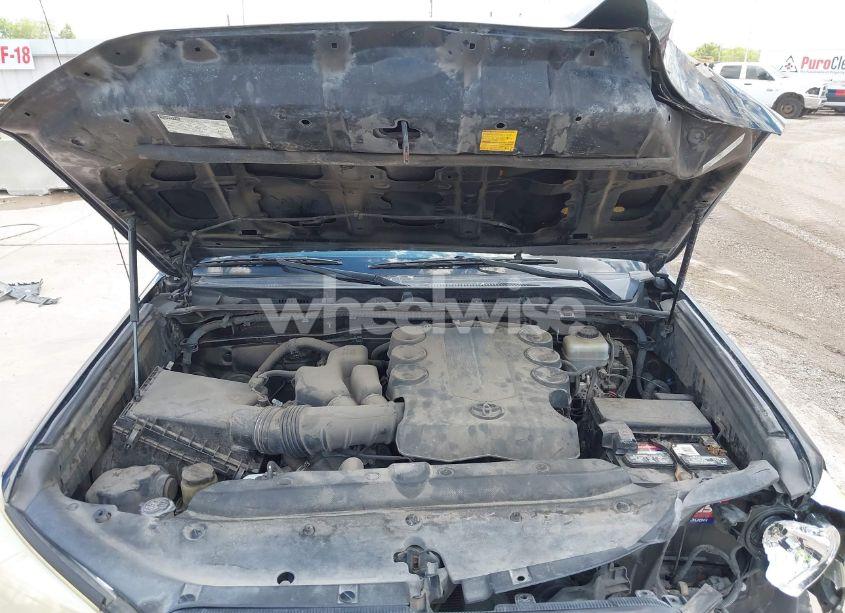 Photo 10 of 2013 Toyota 4runner SR5 (VIN JTEZU5JR9D5052723)