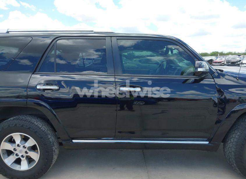 Photo 13 of 2013 Toyota 4runner SR5 (VIN JTEZU5JR9D5052723)