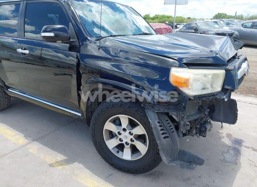 Photo 17 of 2013 Toyota 4runner SR5 (VIN JTEZU5JR9D5052723)