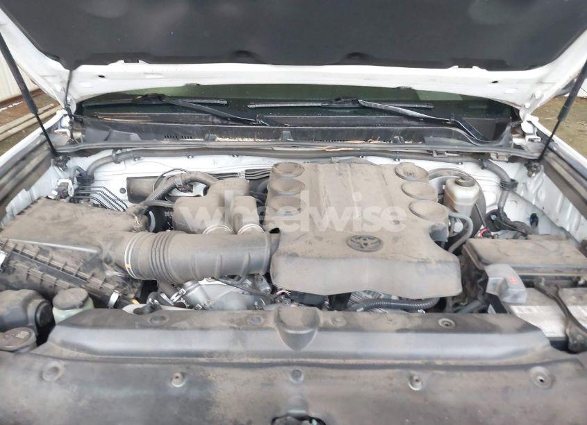 Photo 10 of 2016 Toyota 4runner SR5 (VIN JTEZU5JR9G5121298)