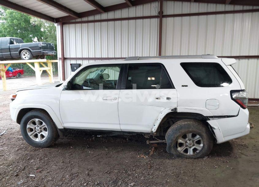 Photo 14 of 2016 Toyota 4runner SR5 (VIN JTEZU5JR9G5121298)