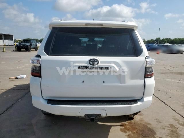 Photo 9 of 2017 TOYOTA 4RUNNER SR5 N/A (VIN JTEZU5JR9H5150429)