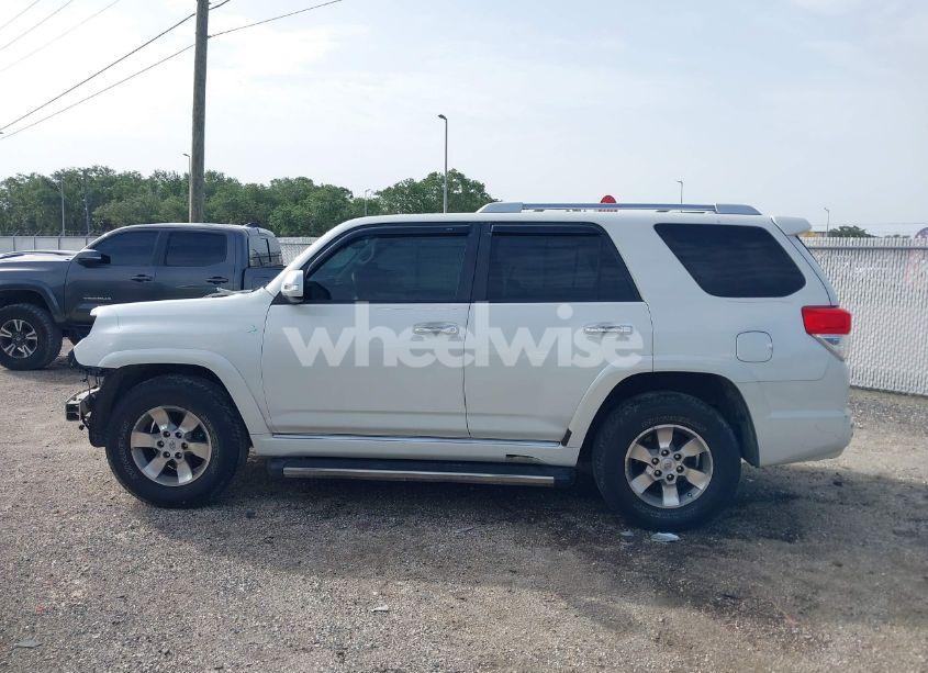 Photo 15 of 2011 Toyota 4runner SR5 V6 (VIN JTEZU5JRXB5028167)
