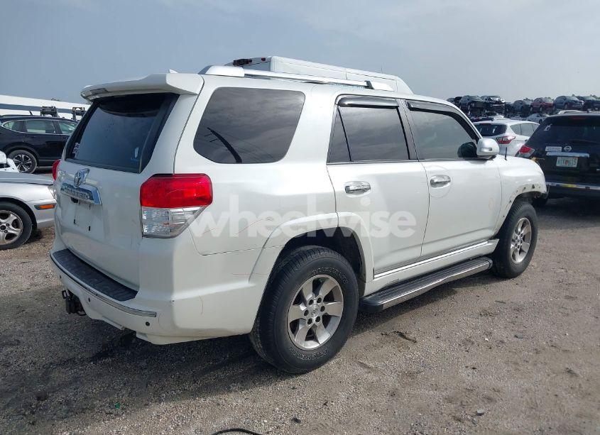 Photo 4 of 2011 Toyota 4runner SR5 V6 (VIN JTEZU5JRXB5028167)