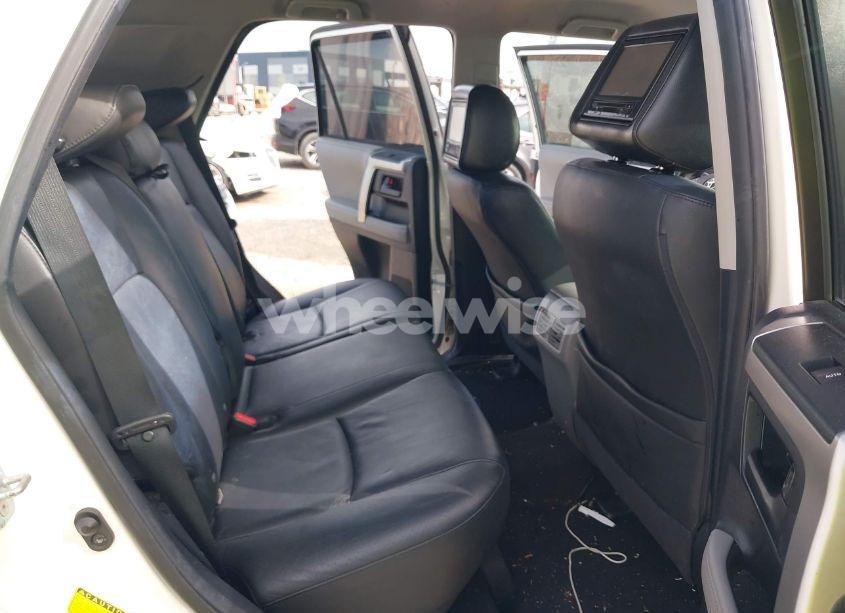 Photo 8 of 2011 Toyota 4runner SR5 V6 (VIN JTEZU5JRXB5028167)