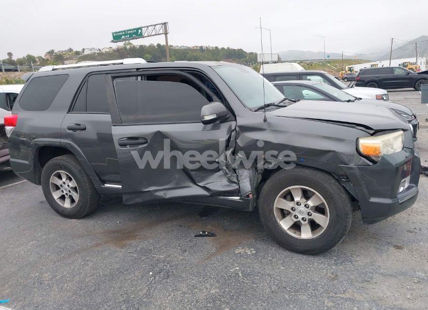 Photo 13 of 2011 Toyota 4runner SR5 V6 (VIN JTEZU5JRXB5028881)