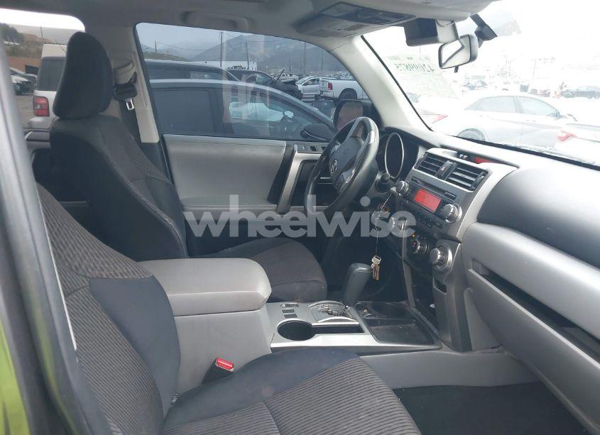 Photo 5 of 2011 Toyota 4runner SR5 V6 (VIN JTEZU5JRXB5028881)