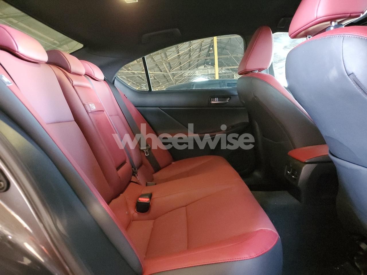 Photo 10 of 2022 LEXUS IS 300 (VIN JTHAA1D20N5120585)