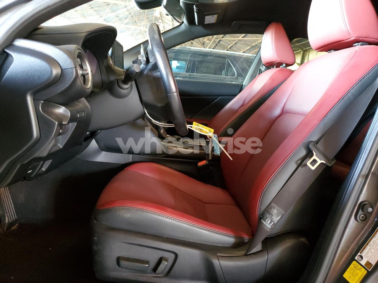 Photo 7 of 2022 LEXUS IS 300 (VIN JTHAA1D20N5120585)