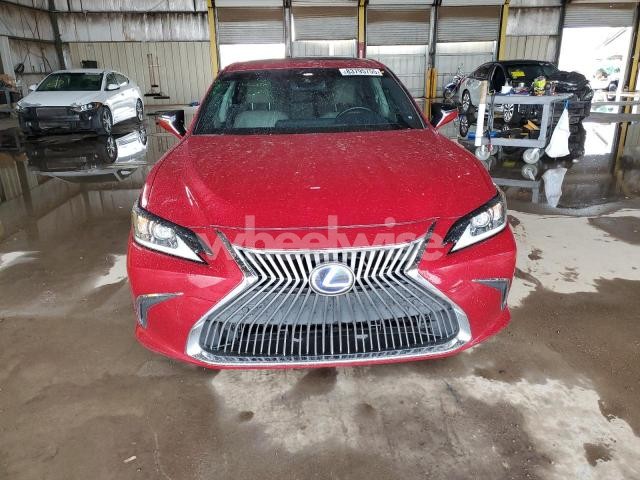 Photo 12 of 2019 LEXUS ES 300H (VIN JTHB21B14K2013077)