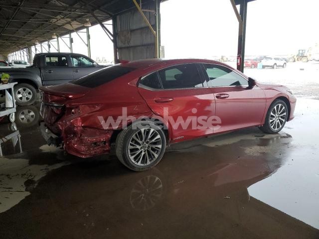 Photo 9 of 2019 LEXUS ES 300H (VIN JTHB21B14K2013077)