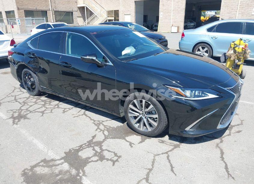 2019 Lexus Es 300H (VIN JTHB21B19K2012264) main photo