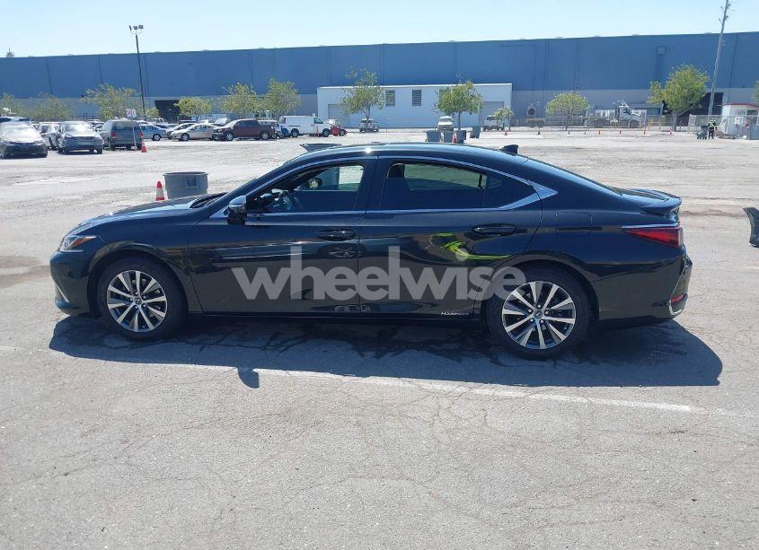 Photo 15 of 2019 Lexus Es 300H (VIN JTHB21B19K2012264)