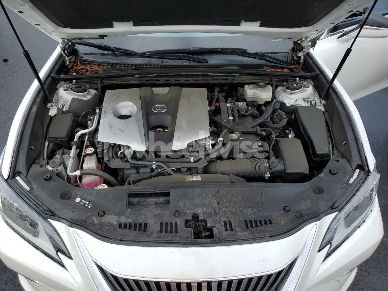 Photo 11 of 2019 LEXUS ES 300H (VIN JTHB21B19K2017917)