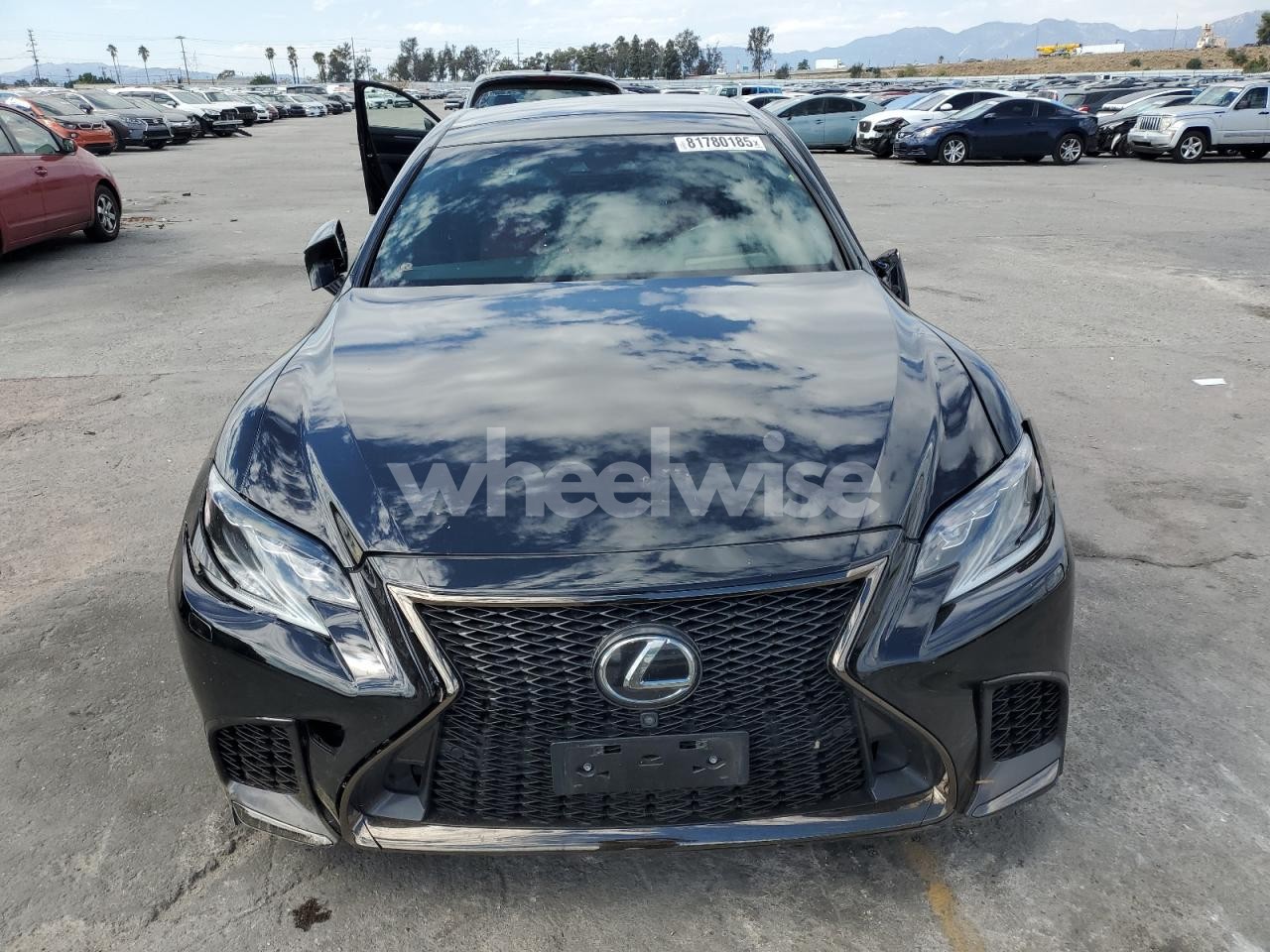 Photo 5 of 2018 LEXUS LS 500 BASE N/A (VIN JTHB51FF0J5000529)