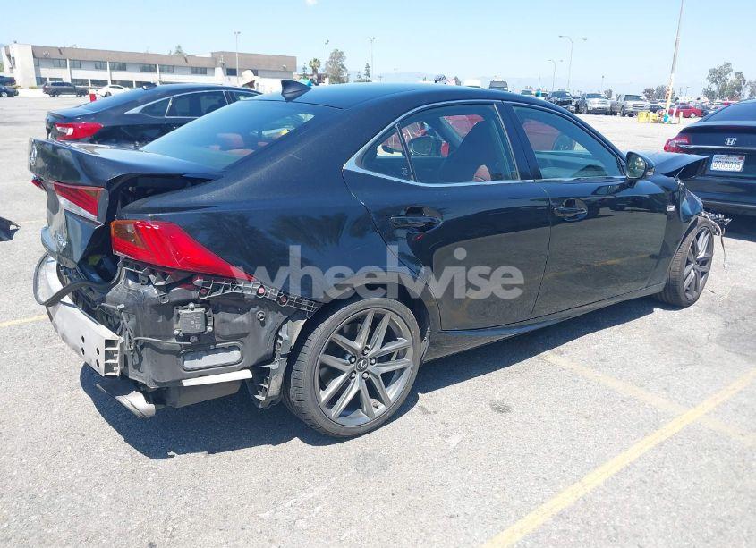 Photo 4 of 2018 Lexus Is 300 (VIN JTHBA1D24J5061958)